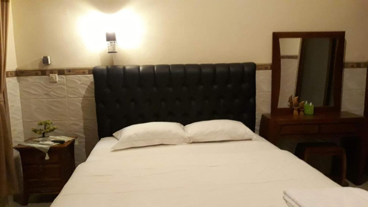 Jepun Inn 파당바이 외부 사진